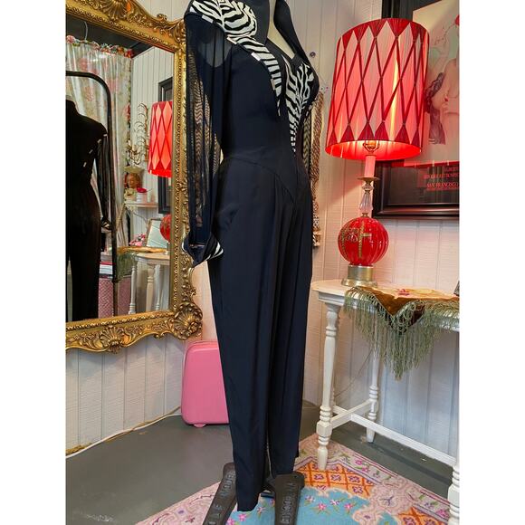 vintage 1980s zebra fitted rayon jumpsuit IIF small 80s pantsuit padded sheer 26 - Picture 4 of 9